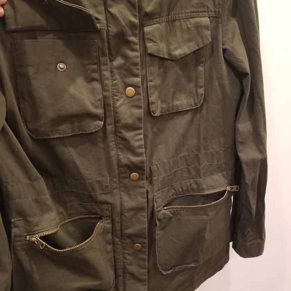 Utility Jacket - Picture 5 of 7